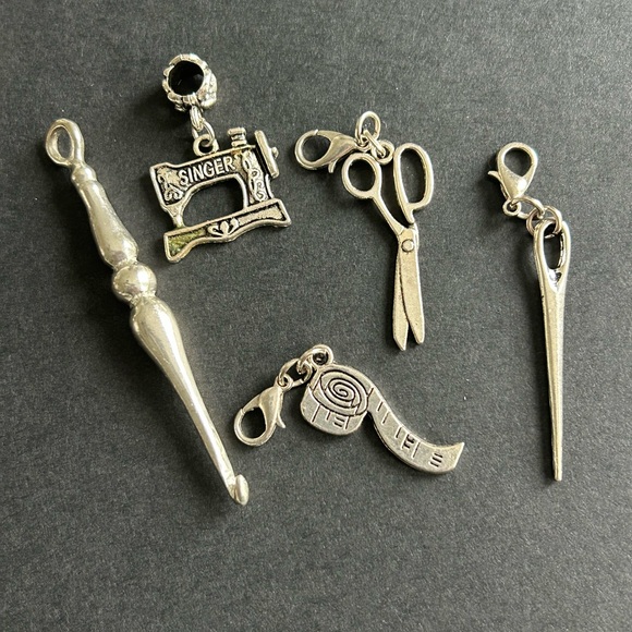 Jewelry - Set of 5 sewing themed silver charms